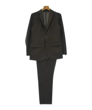 une journée dans la vie - Costumes d'affaires UNITED ARROWS
