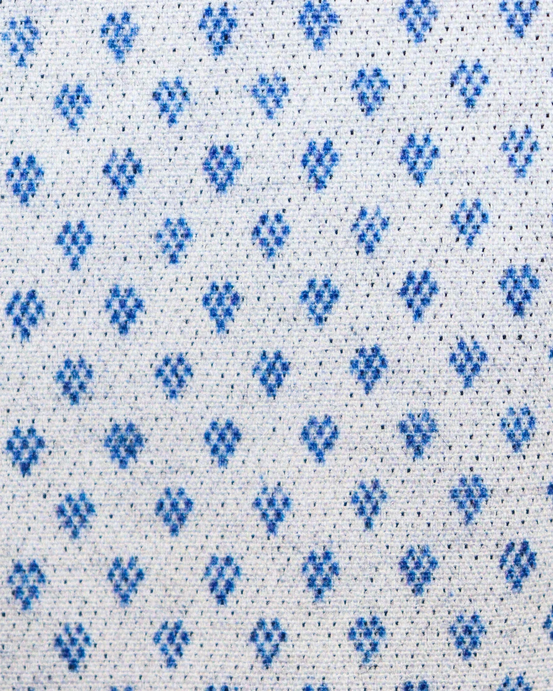 Beige avec triangles bleus