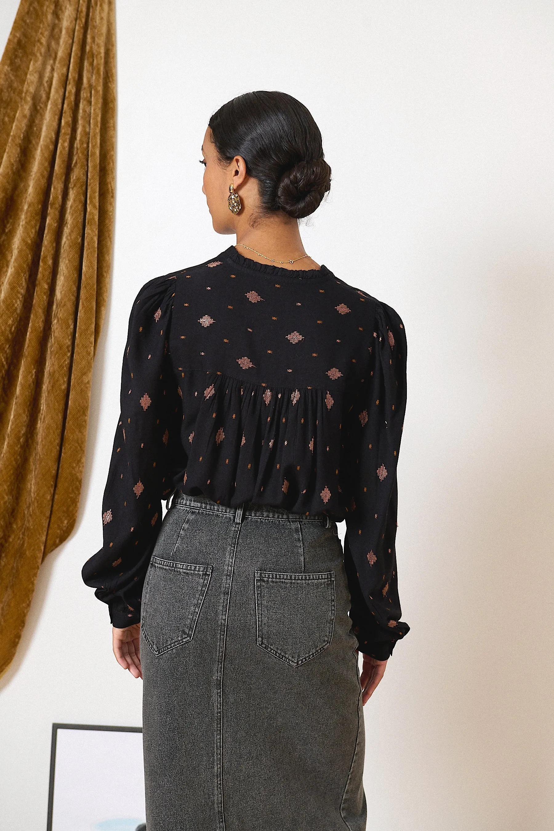 Blouse Perle Noire Vêtements_Garance
