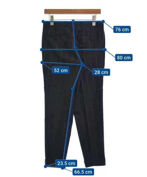 Brille par son élégance - Costumes d'affaires