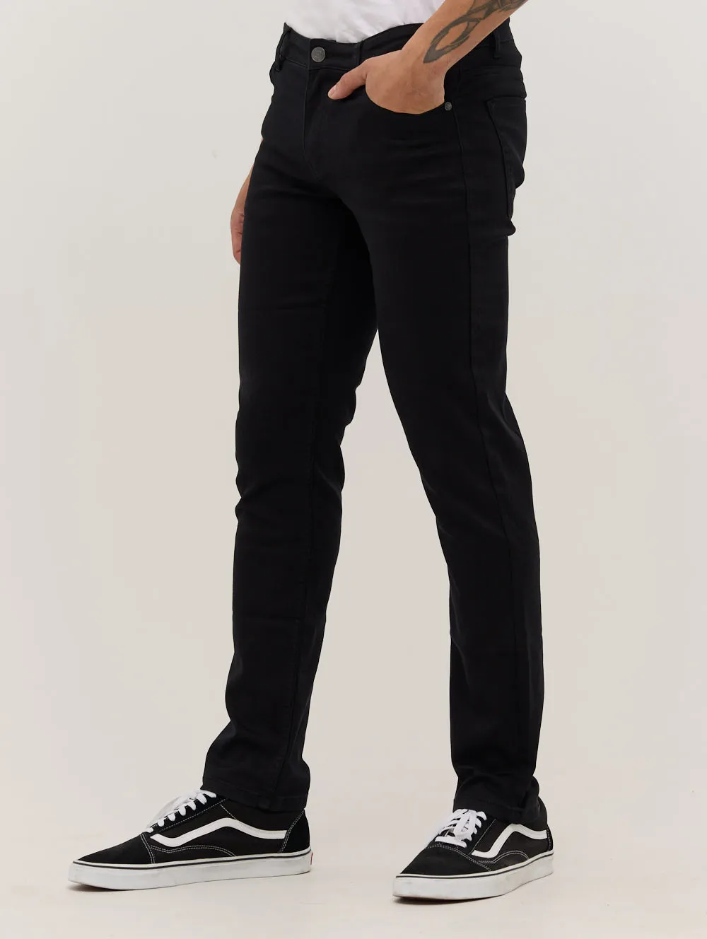 Cole Comfort Knit Jean 5 Poches