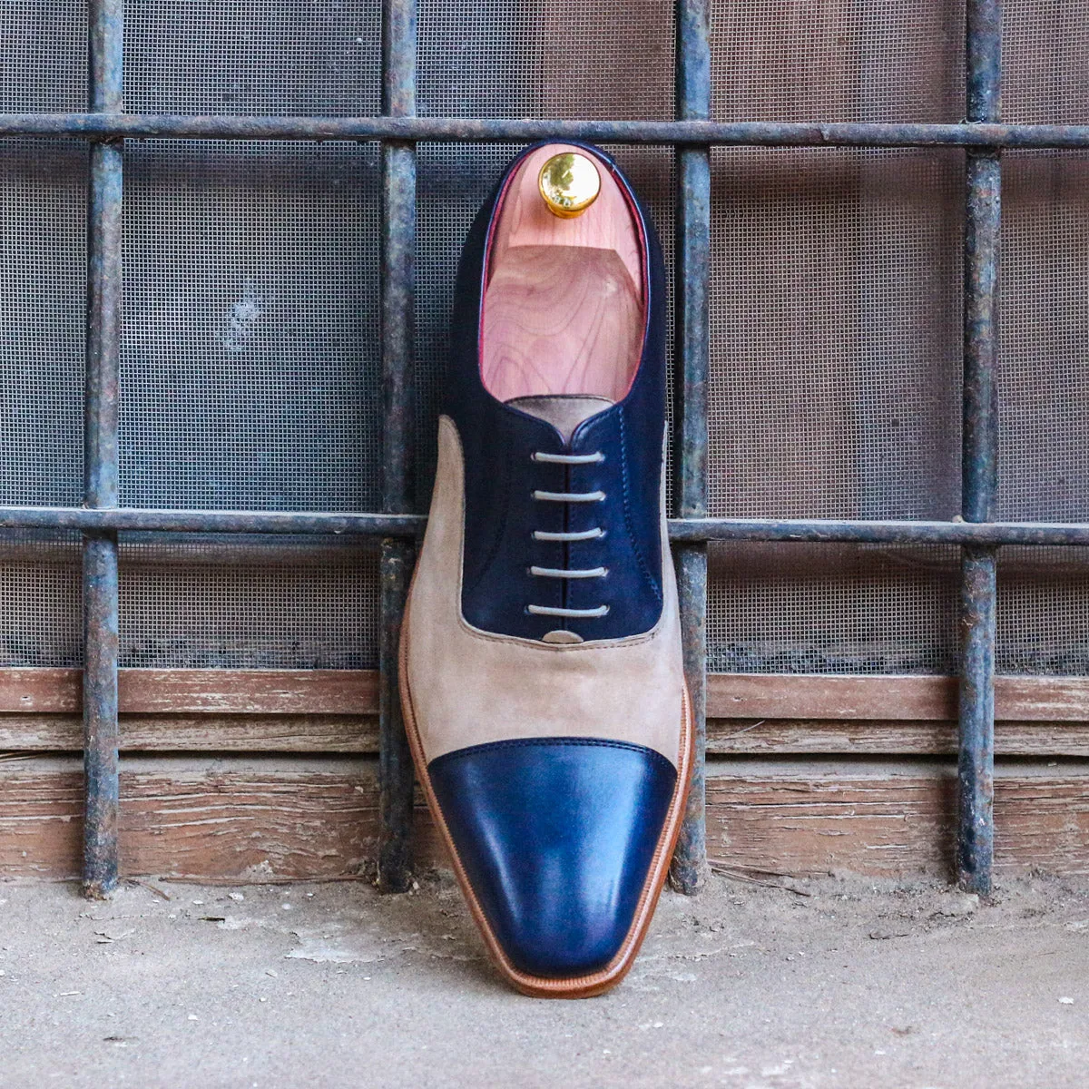 Dapperfam Chaussures DapperFam Rafael en Bleu marine / Sable Luxe en daim et cuir italien Oxford pour hommes