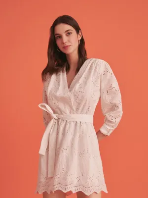 Robe courte enveloppante brodée