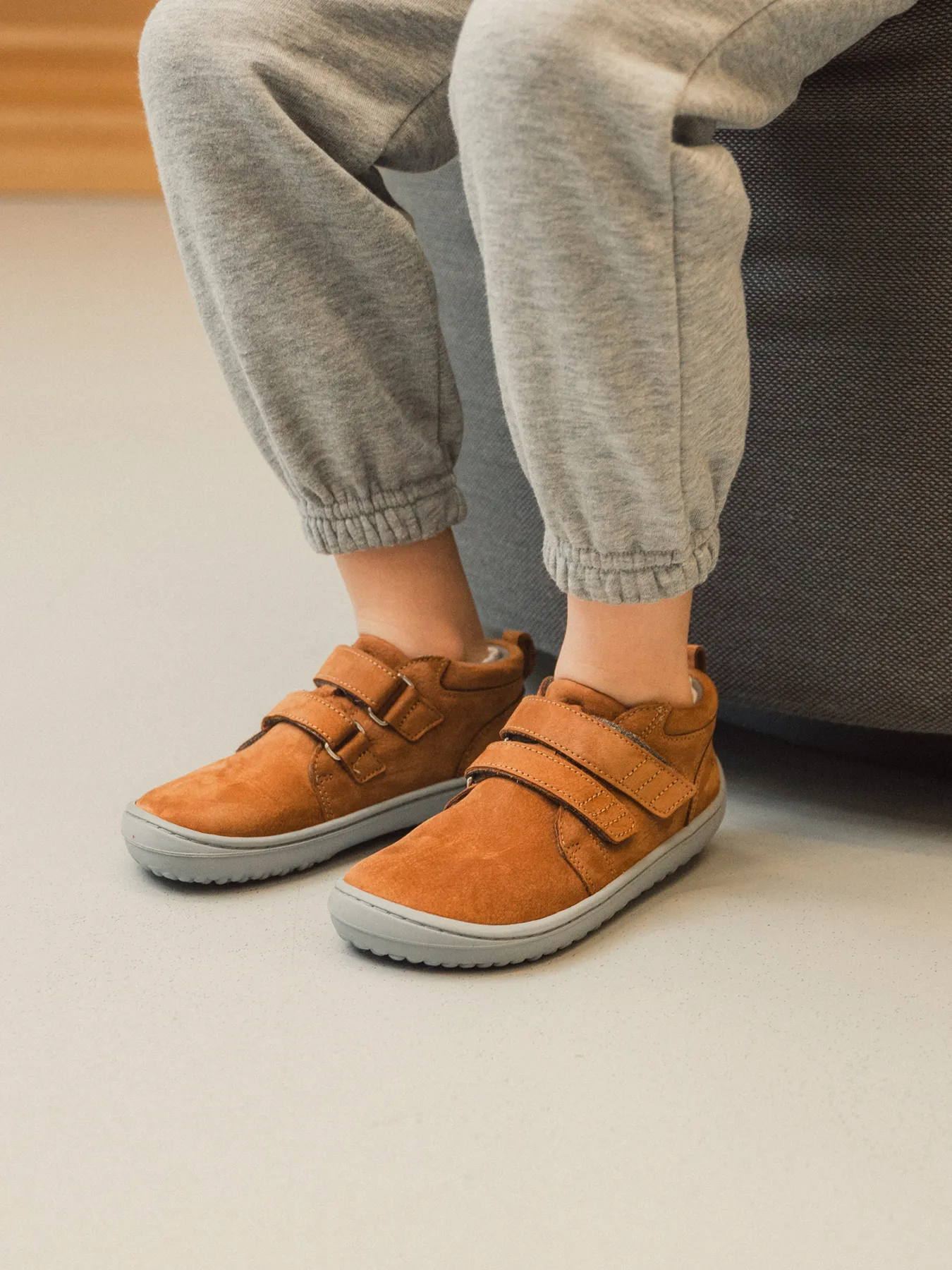 Chaussures Be Lenka Play - Cognac pour enfants pieds nus_Be Lenka_Chaussures